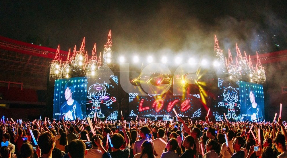 五月天演唱会1.jpg 五月天演唱会1.jpg