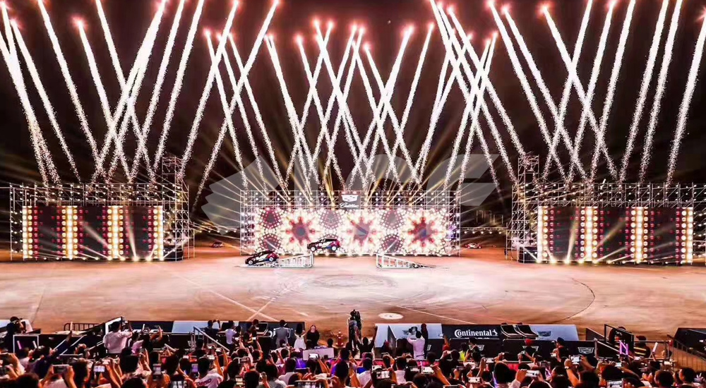 凯迪拉克汽车发布会3.jpg 凯迪拉克汽车发布会3.jpg