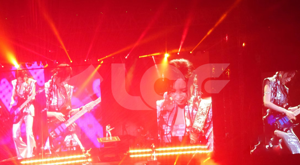 于文文演唱会LED显示屏 于文文演唱会LED显示屏