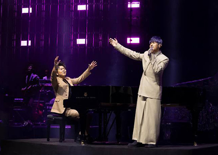 周杰伦太原演唱会,银河官网龙腾LED透明屏闪耀全场（第四场）